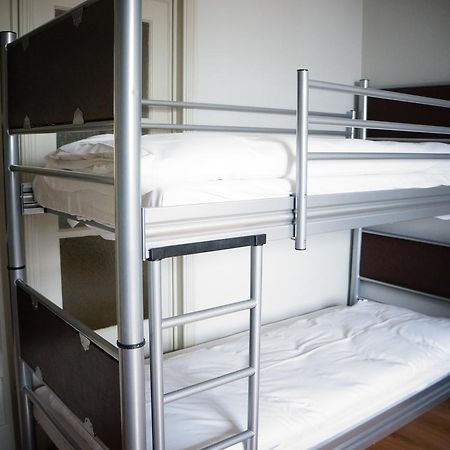 Es Hostel Midi Saint-Gilles Exteriör bild