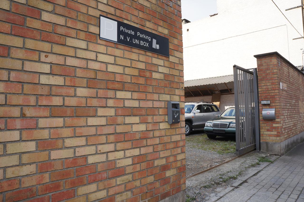 Es Hostel Midi Saint-Gilles Exteriör bild