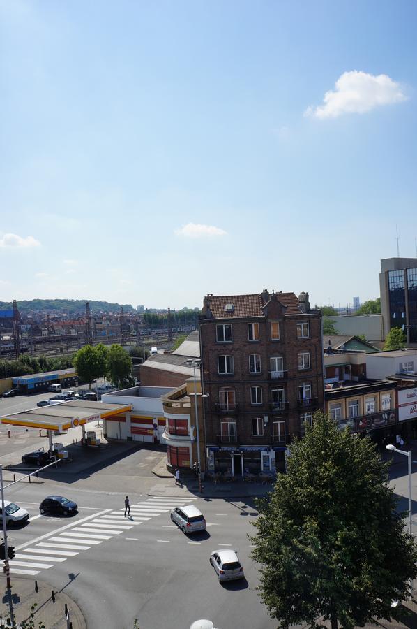 Es Hostel Midi Saint-Gilles Exteriör bild