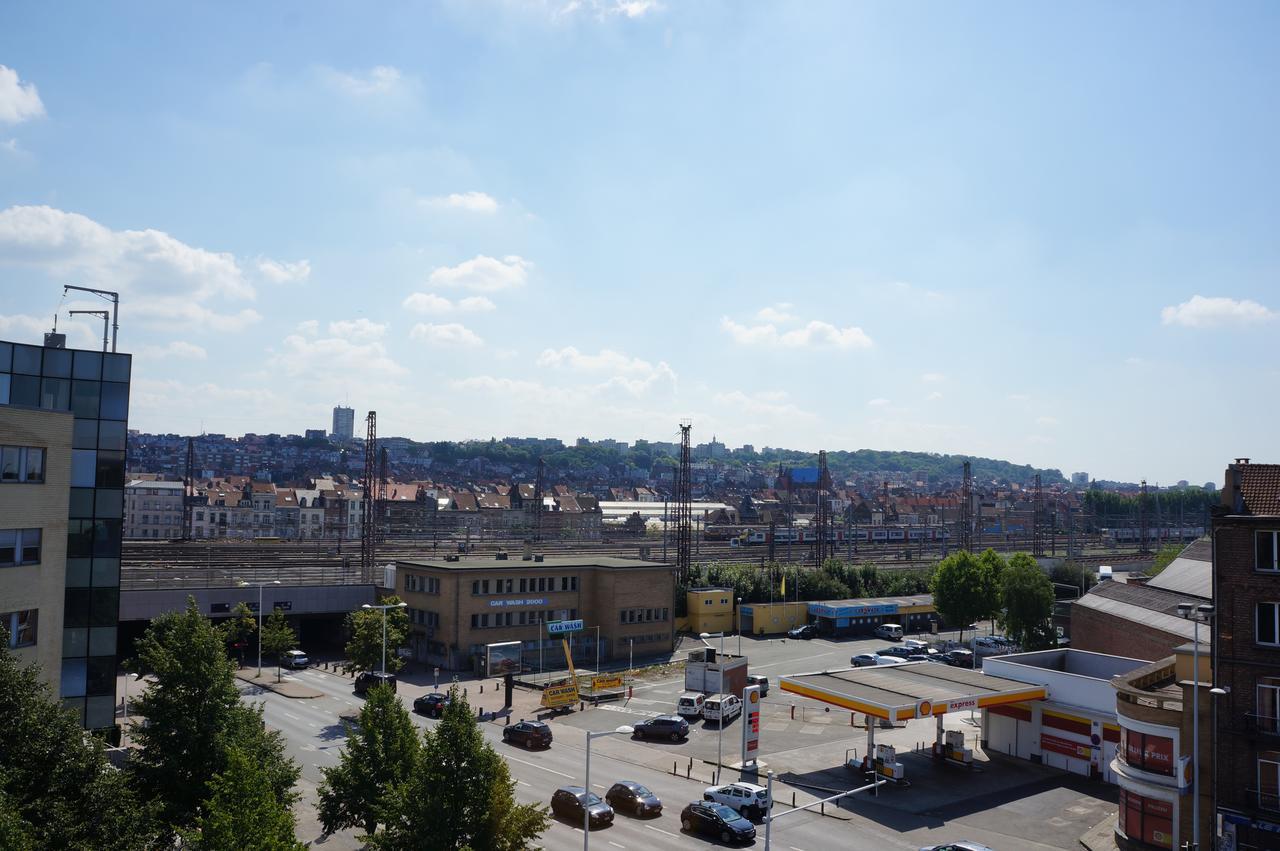 Es Hostel Midi Saint-Gilles Exteriör bild